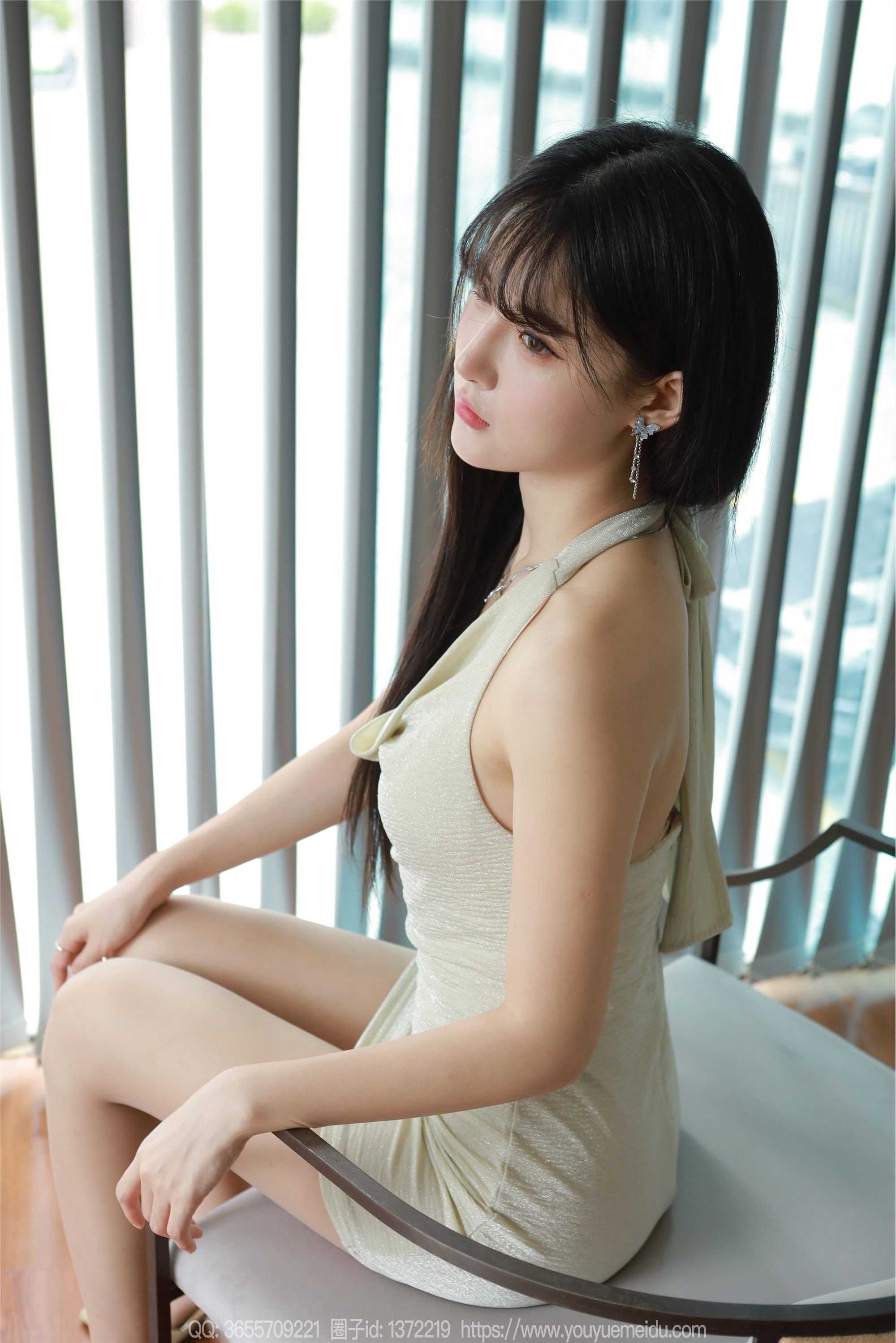 IESS异思趣向  2024.05.31 丝享家 1756 小宝《挂脖包臀裙》